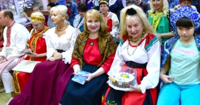 Писатели поздравили с 60-летием Библиотеку №9